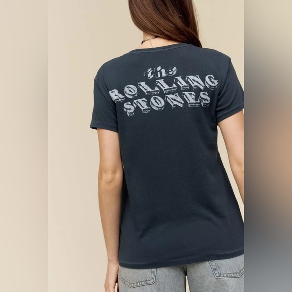 DAYDREAMER NWT ROLLING STONES TICKET FILL TONGUE TOUR TEE SIZE - MED - Picture 2 of 11